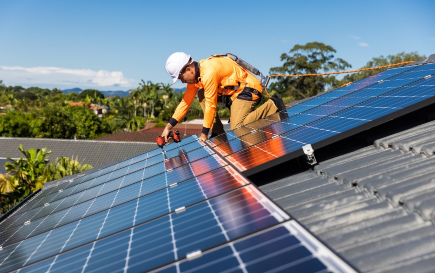 Adding-Solar-Energy-Storage